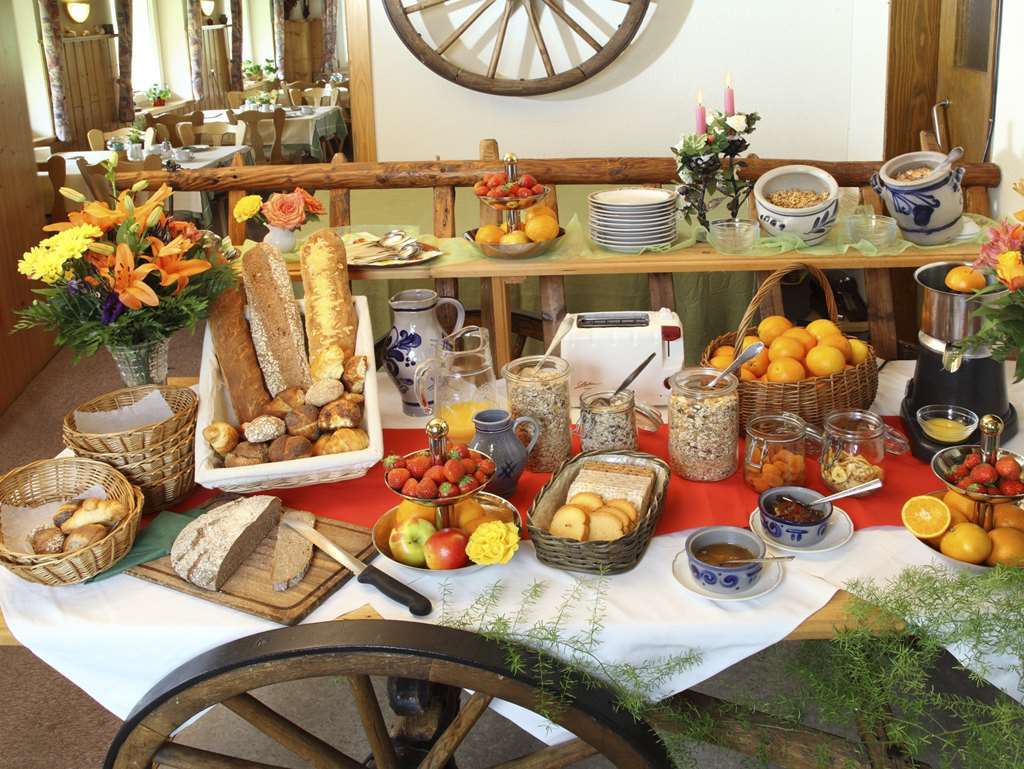 Hotel Kaltenbach Schönwalde Restoran fotoğraf